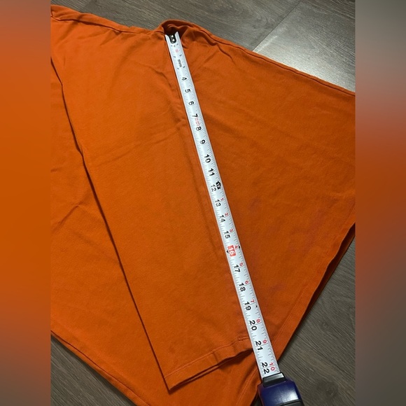 Lululemon Longsleeve - Picture 8 of 8